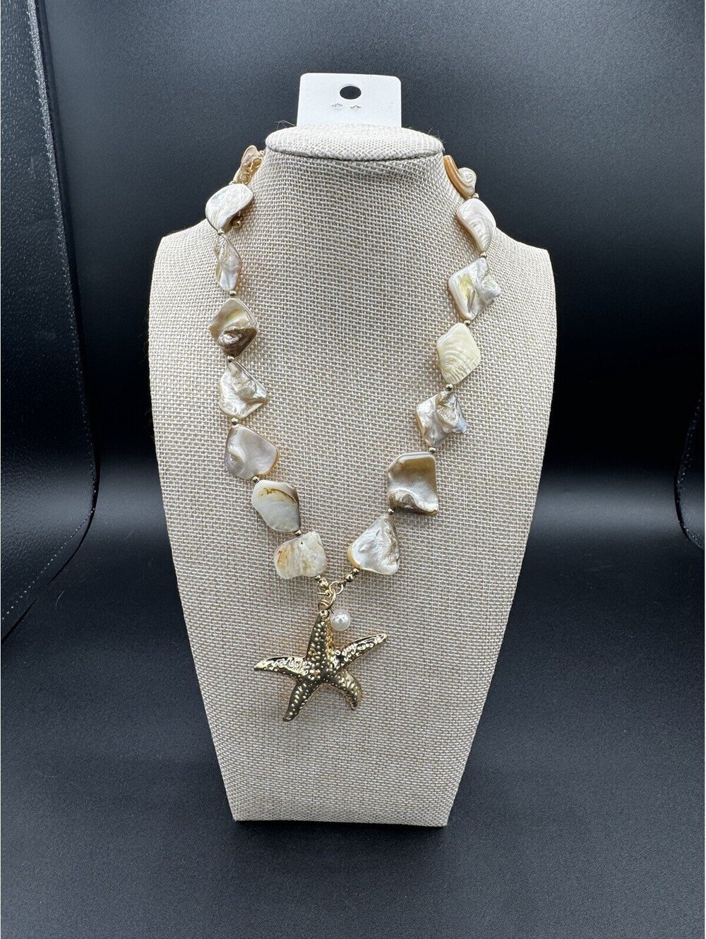 NWT Gold Tone Starfish Pendant Shell Bead Necklace Coastal Beach Statement